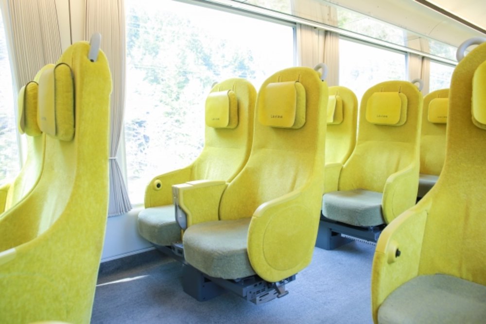 秩父までは特急電車が便利