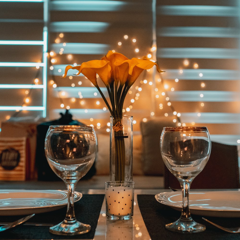 white valentines romantic dinner