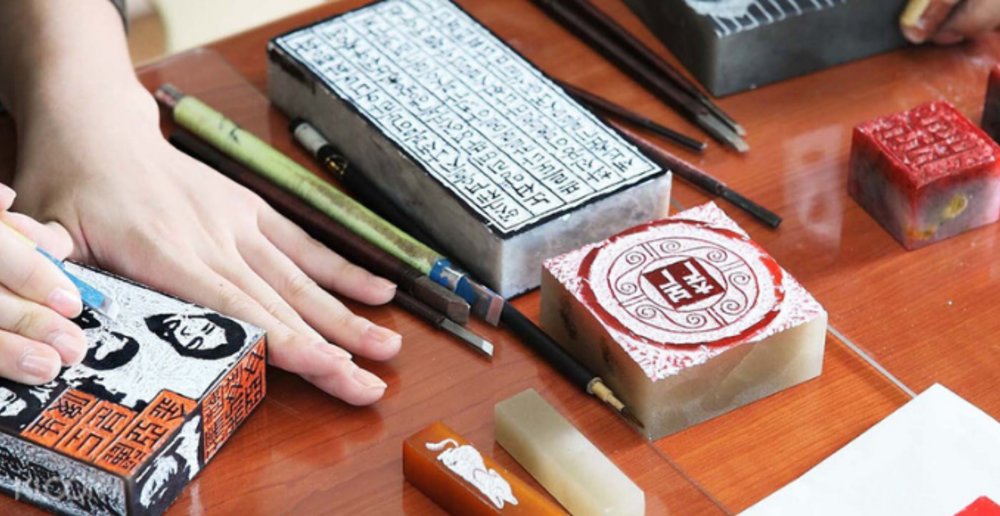 Create your own South Korean hand engraved seal to take home with you