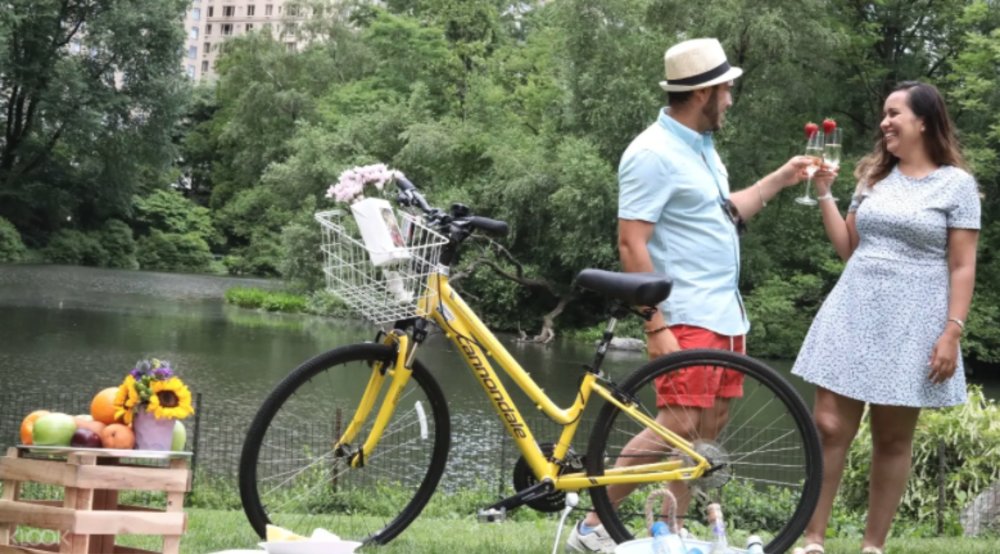 central-park-picnic-bike-rental-new-york