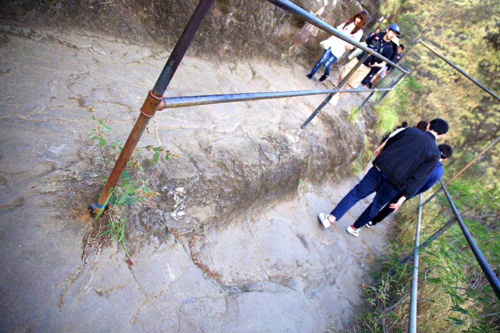 ダイヤモンドヘッドハイキング