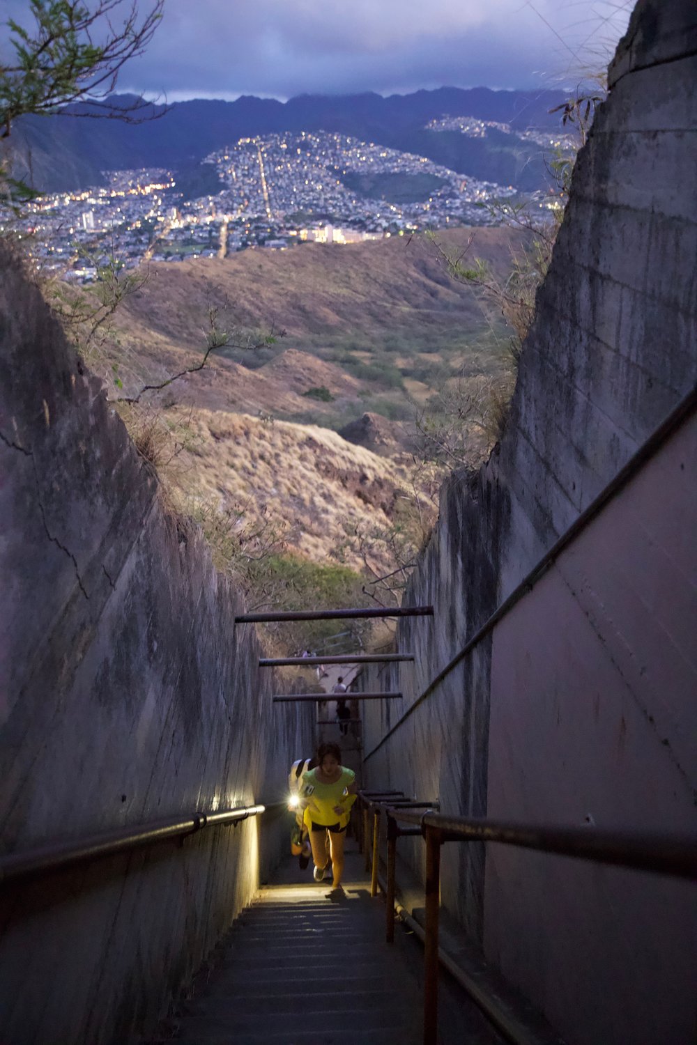 ダイヤモンドヘッドの階段