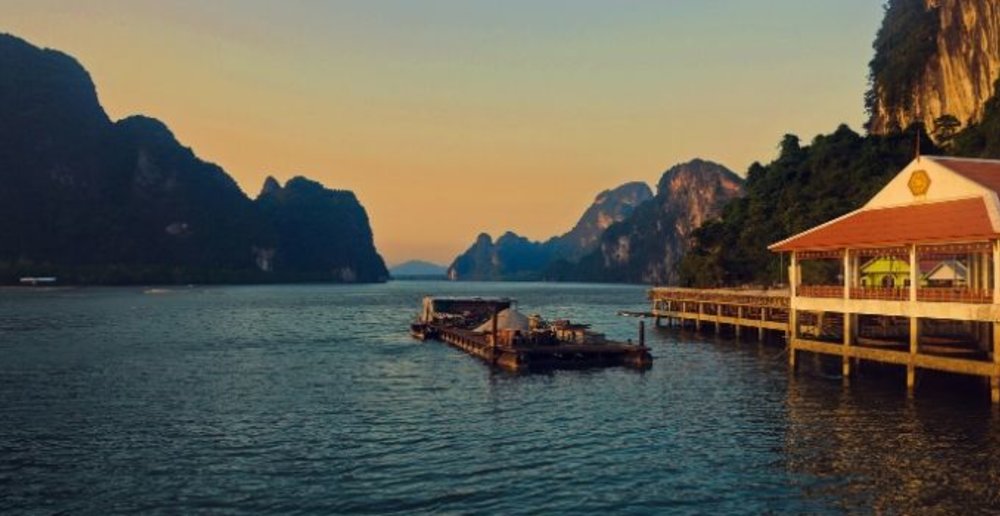 Jordan Opel on Unsplash