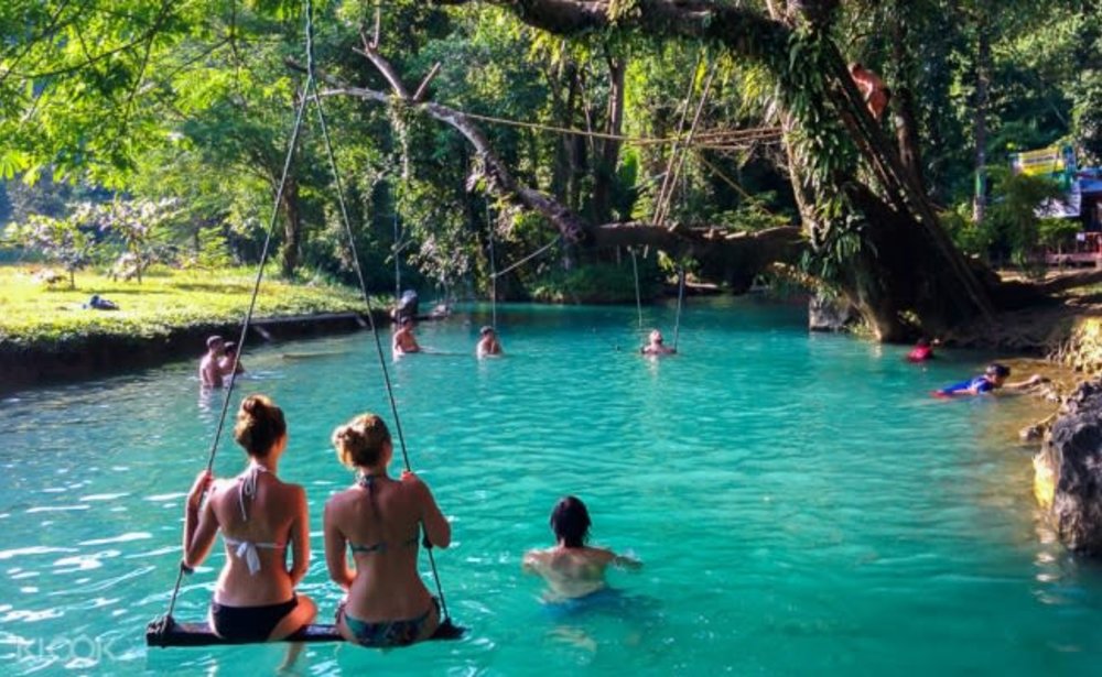 du-lich-vang-vieng-lao