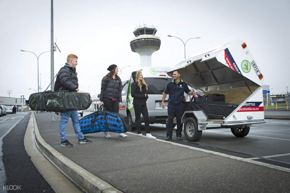 Yes to extra luggage space