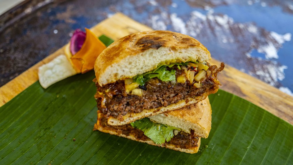 bom burger the shack beef