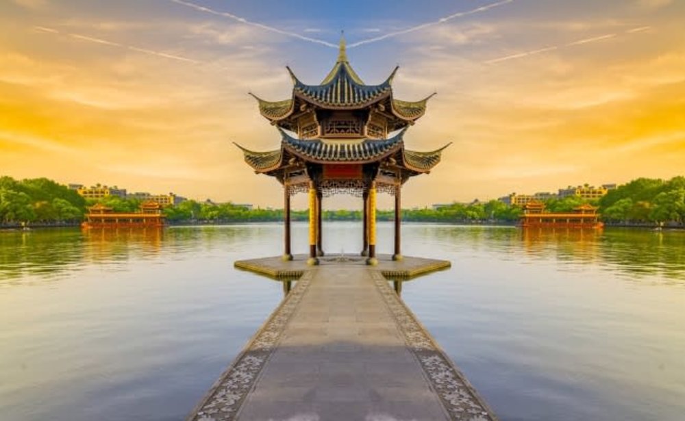 Thưởng Ngoạn Dự Viên Trứ Danh Từ Thời Nhà Minh 