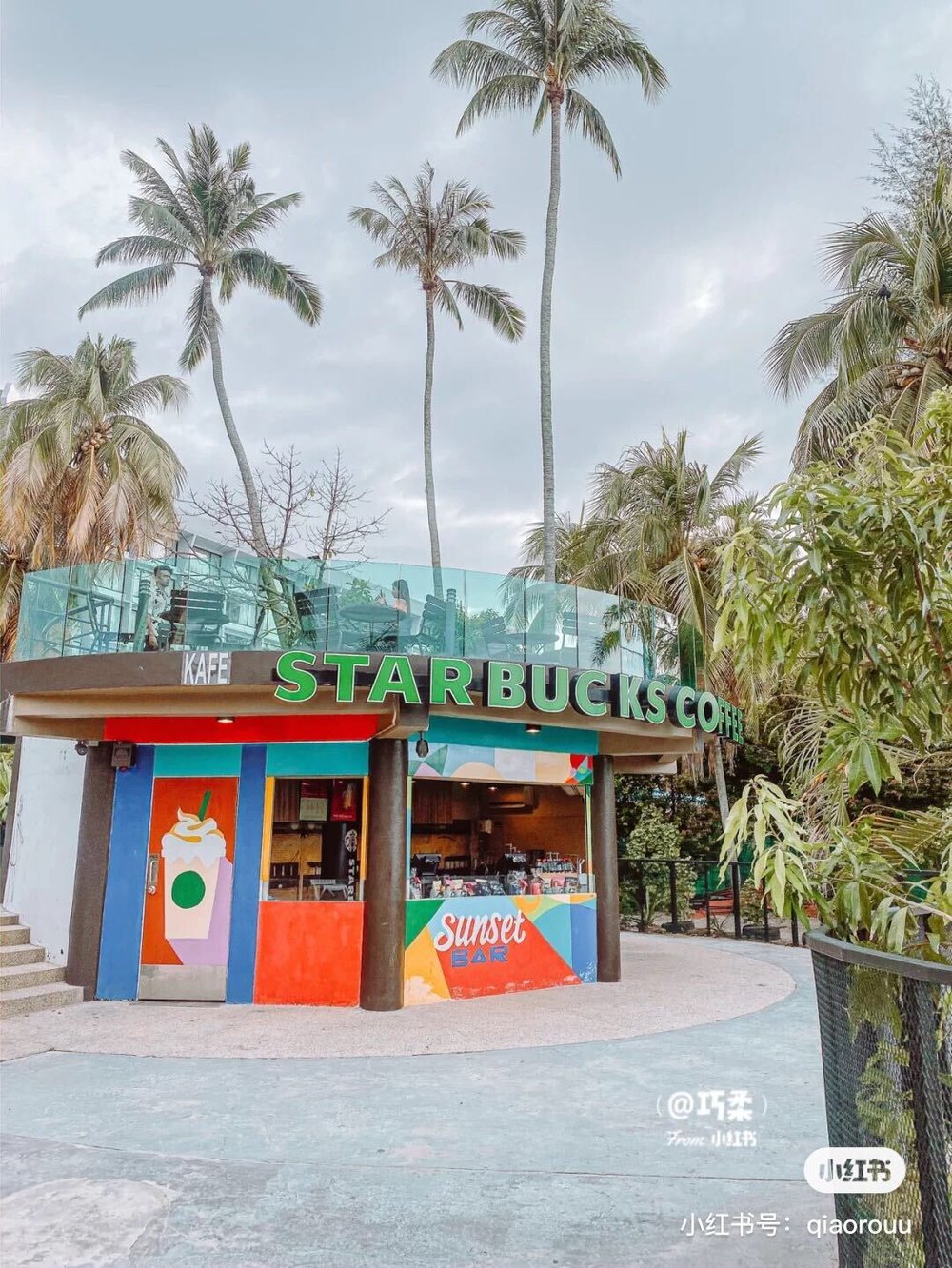 starbucks batu ferringhi 海景星巴克