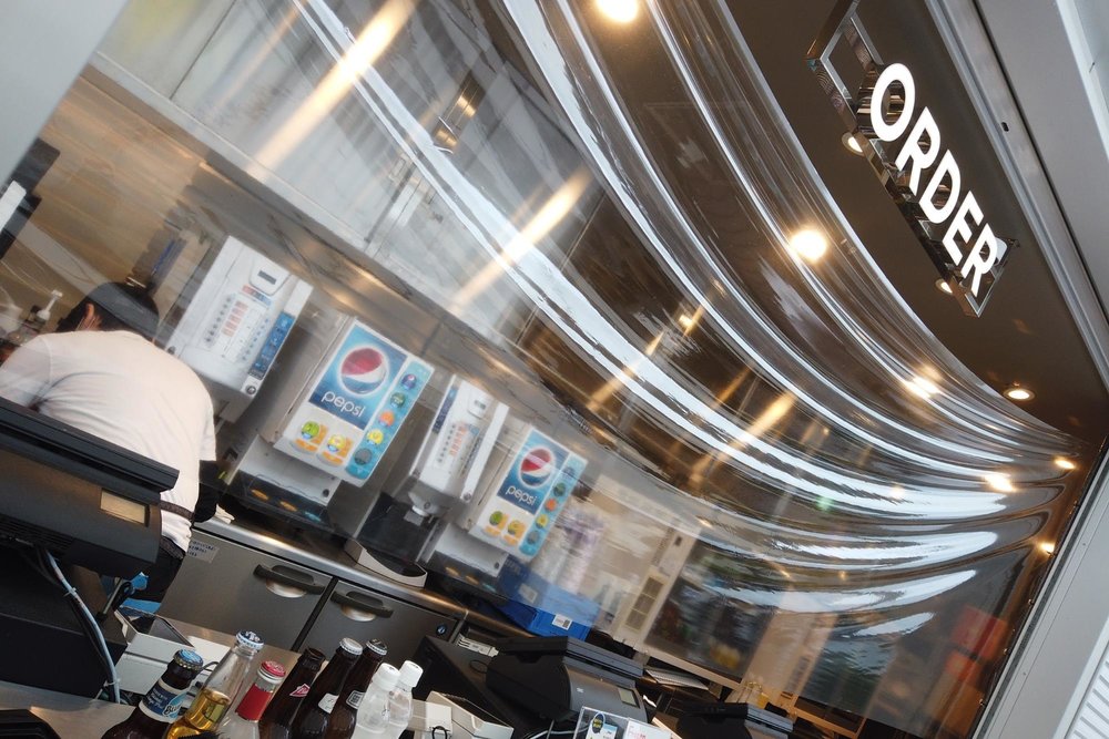 感染予防対策のビニールカーテン