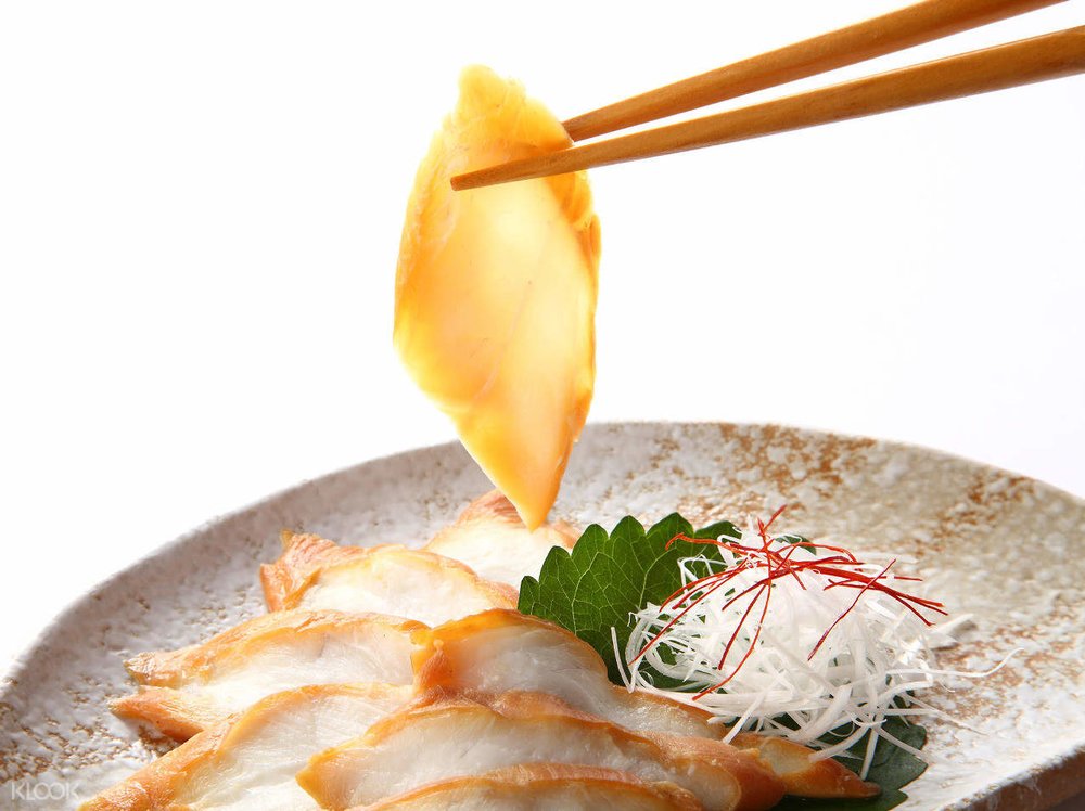 japan restaurant delicacy chopsticks puffer fish eat what 