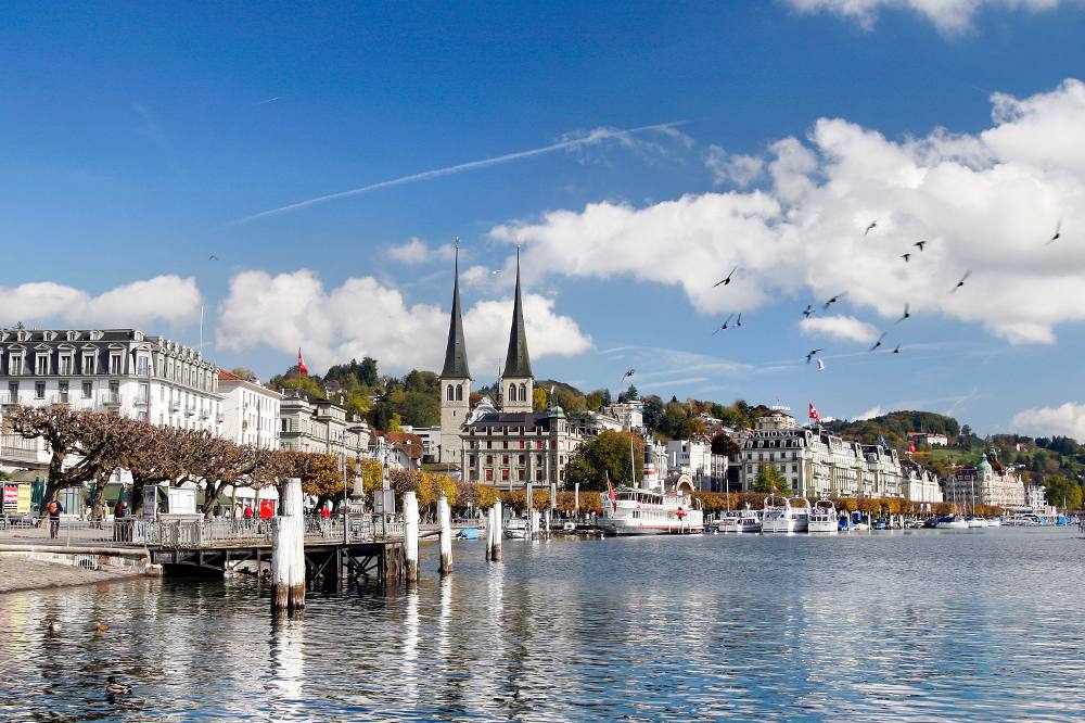 zurich-swiss travel pass