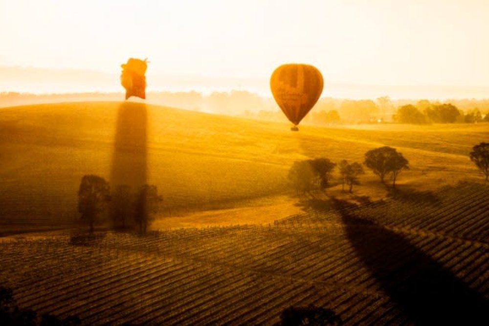 sunrise hot air balloon australia