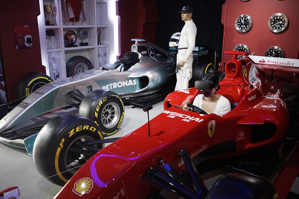 Madame Tussauds Singapore VR F1 Race Experience