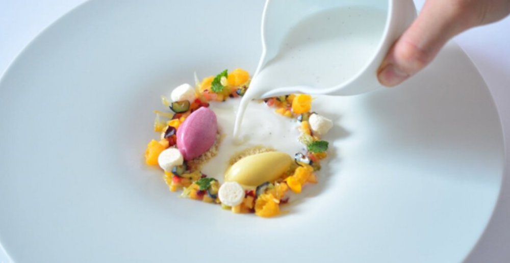 fine dining meal plate food michelin tokyo heinz japan marathon