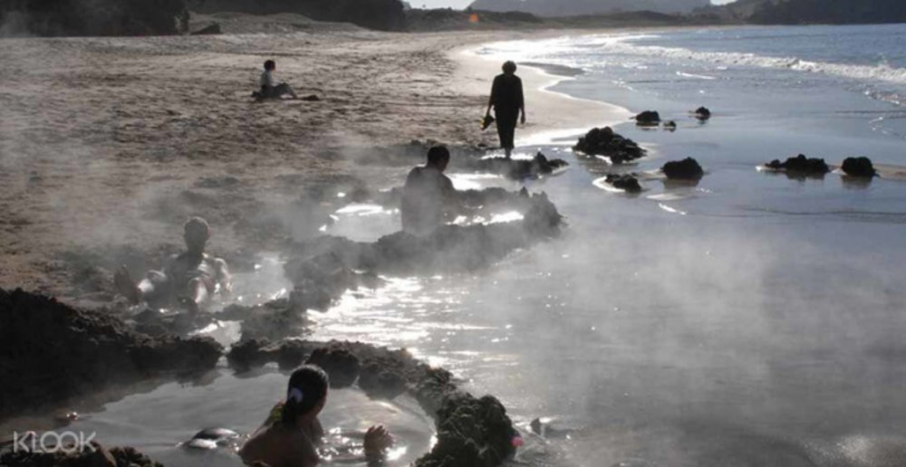 Hot Water Beach