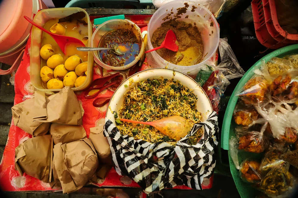 Nasi Tepeng, Makanan Khas Bali