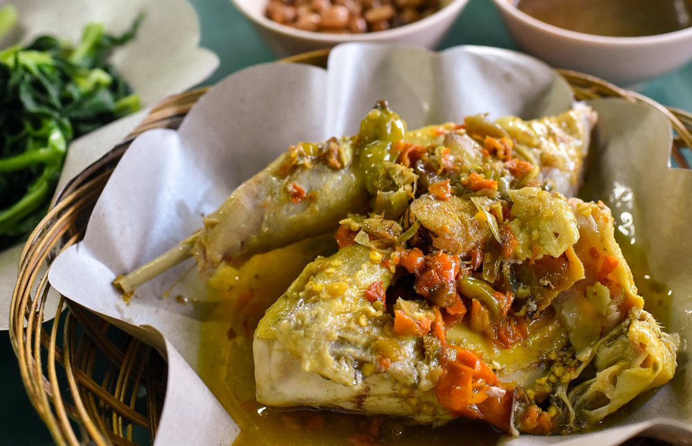 Ayam Betutu, Makanan Khas Bali