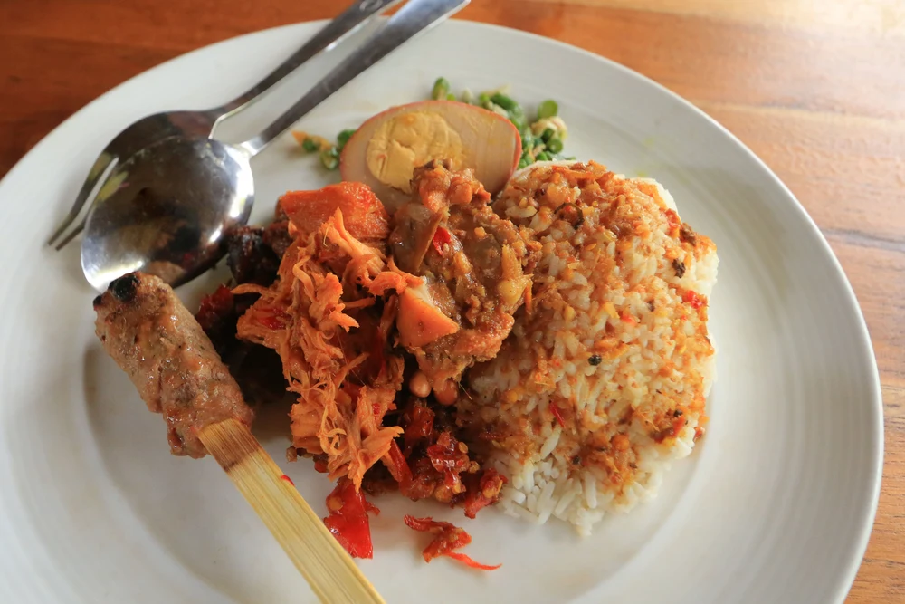 Nasi Campur Ayam, Makanan Khas Bali