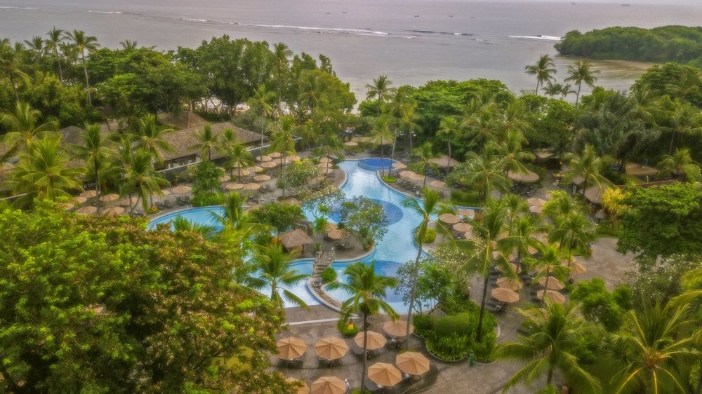 Rekomendasi Hotel Bintang 5 Di Bali Untuk Honeymoon Yang Romantis ...