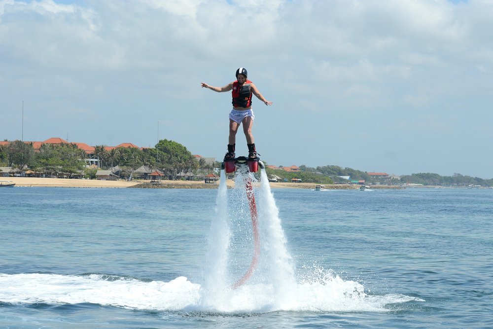 Tempat Wisata di Bali - Fly Board - Nusa Dua Water Sport