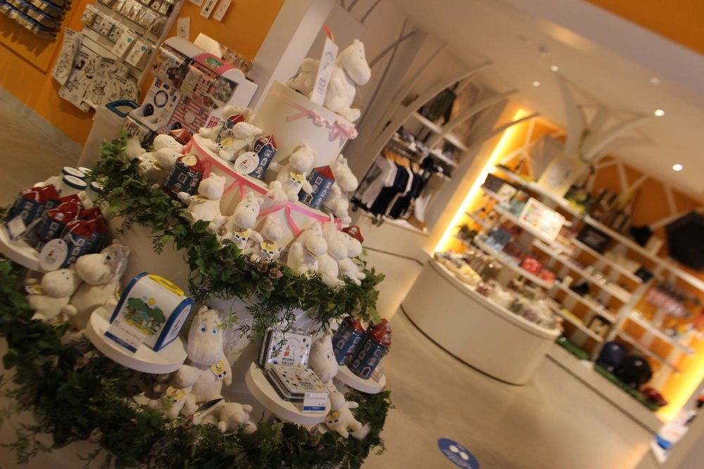 お土産を買う時間も忘れずに！