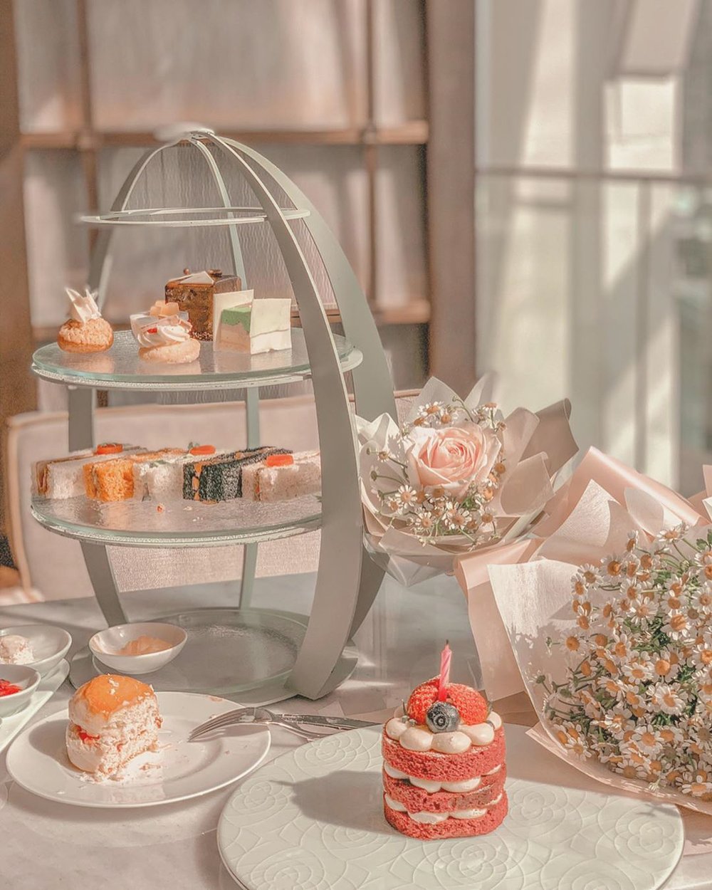 four seasons hotel high tea