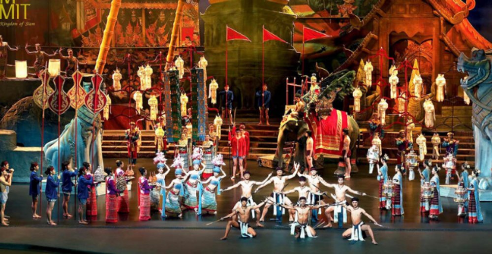 Siam Niramit show in Bangkok, entertainment perfect for families and kids