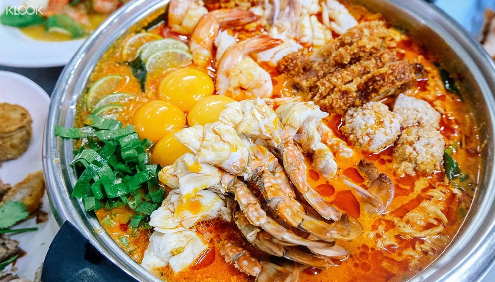 เมนูมาม่าโอ้โห (Jeh O's Famous Mama Tom Yum)
