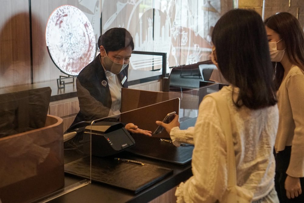 Check-in Hotel Jakarta Swissotel PIK