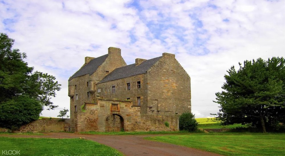 Midhope Castle in Scotland