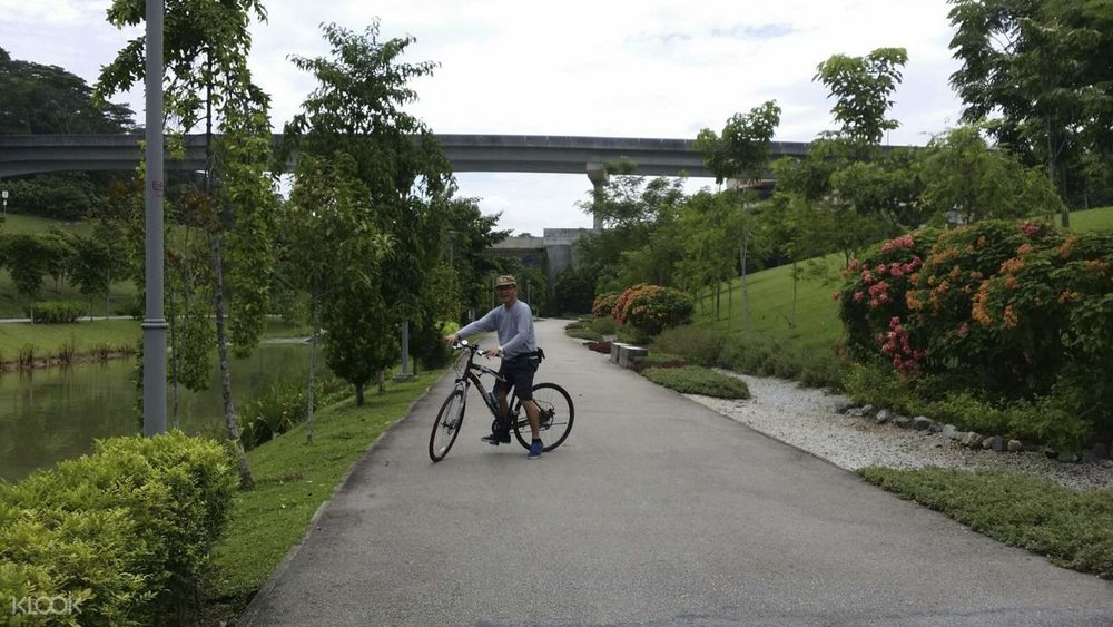 singapore bike tour punggol