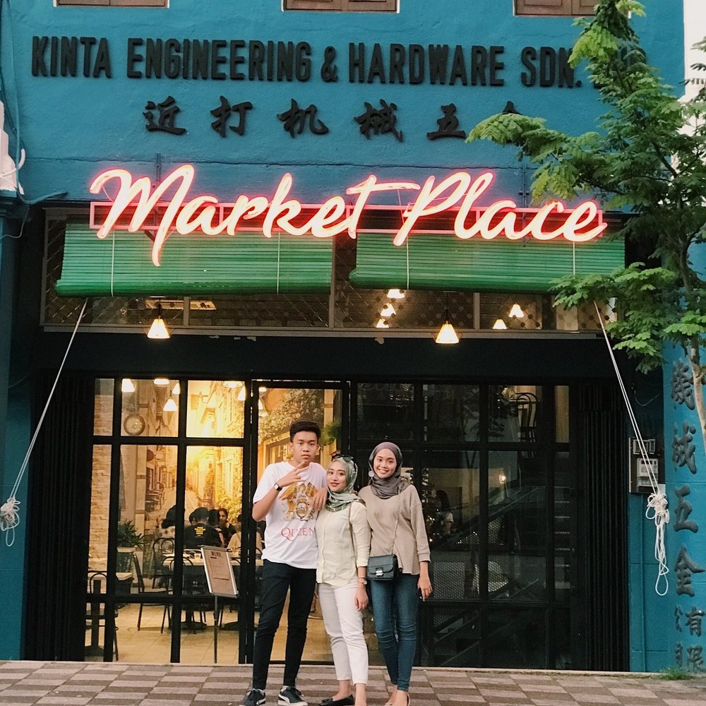 Marketplace Waffle Bar & Cafe