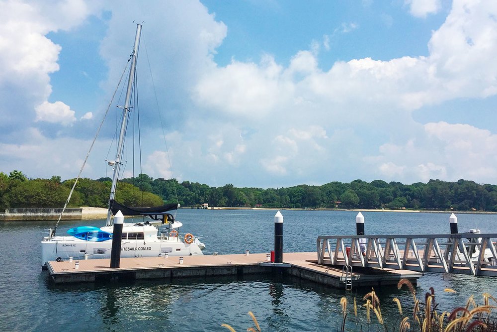 SG White Sails Private Yacht Charter Island Tour