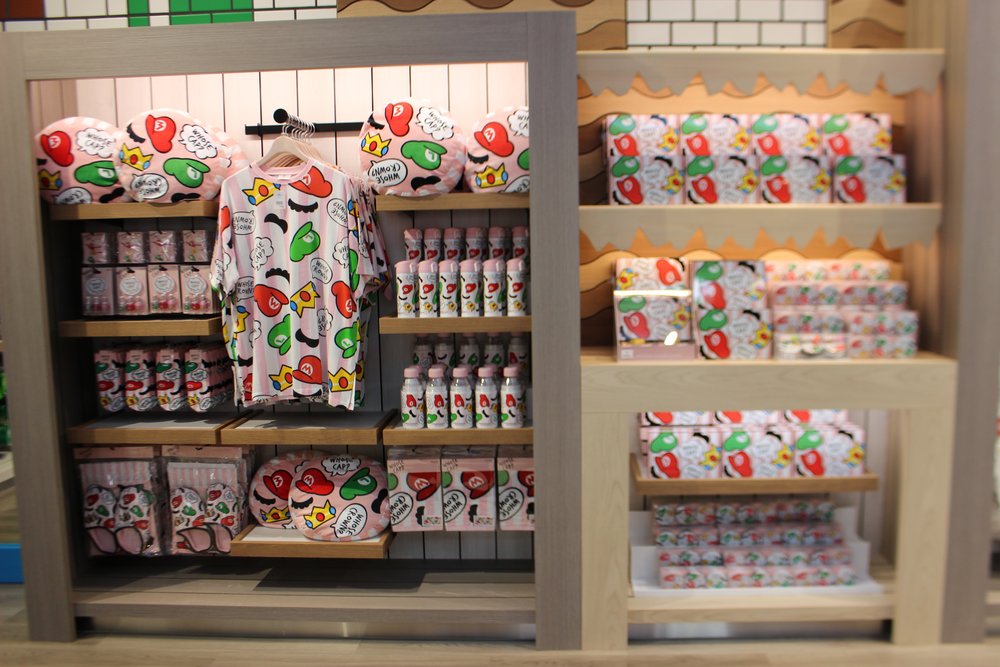 お菓子もあります