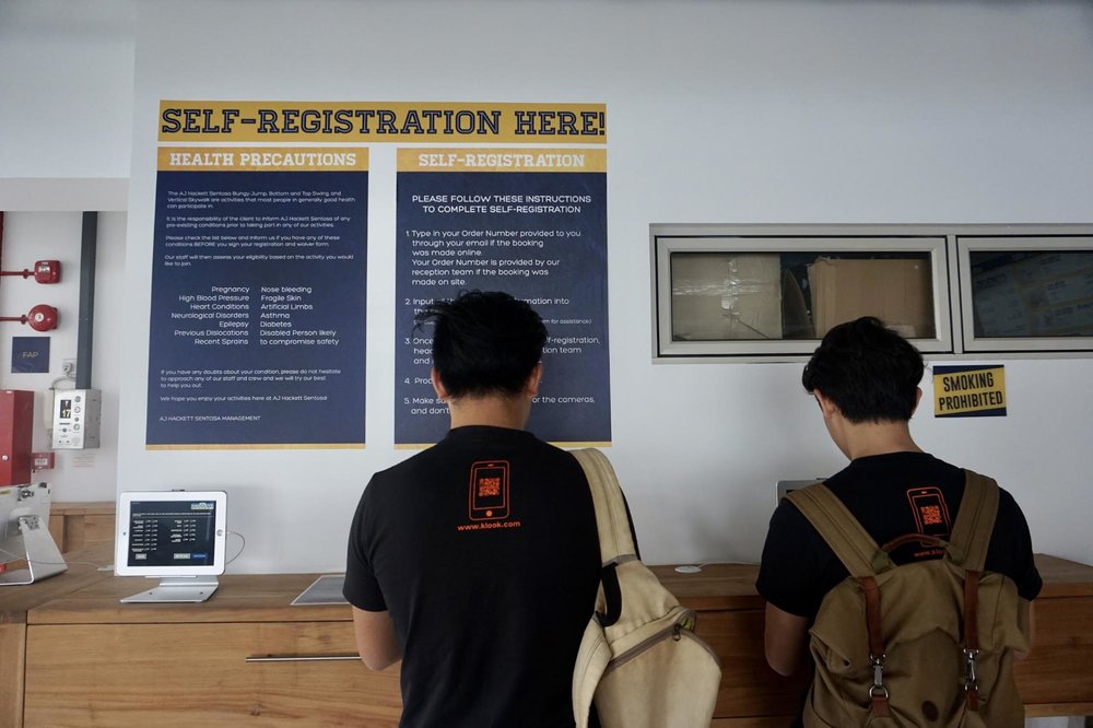 AJ Hackett Sentosa Bungy Jump