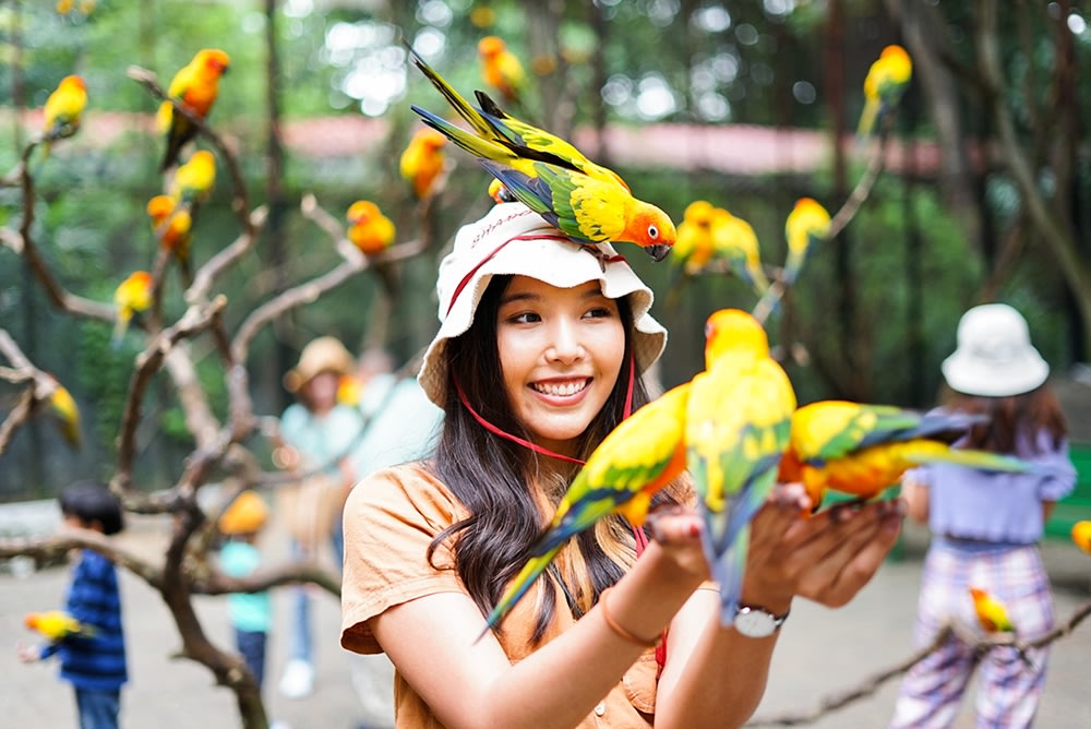 ถ่ายภาพกับนกที่ซาฟารีเวิลด์