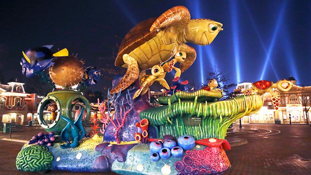 Disneyland Paris Finding Nemo Float