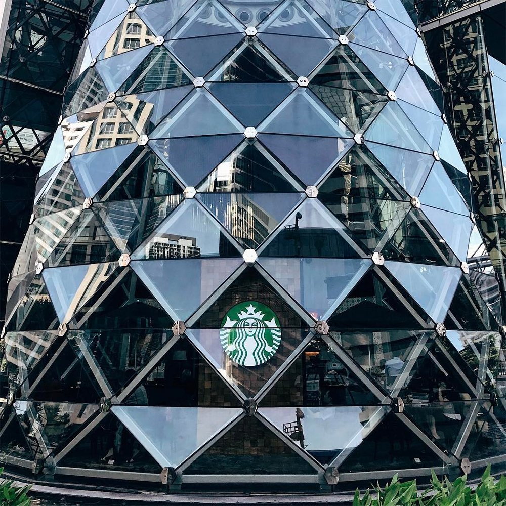 สตาร์บัคส์สวยในไทย สาทร สแควร์ 