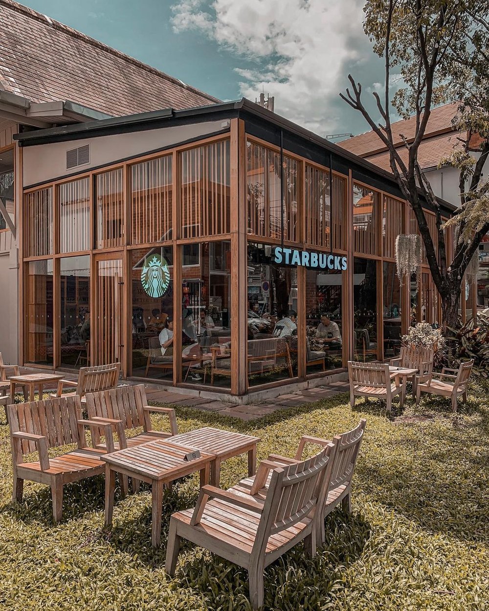 สตาร์บัคส์ นิมมาน เชียงใหม่