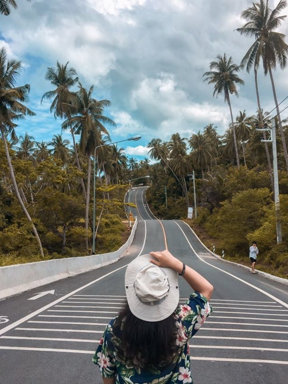 เที่ยวนครศรี วัดเจดีย์ไอ้ไข่ ถนนเลียบทะเลเขาพลายดำ