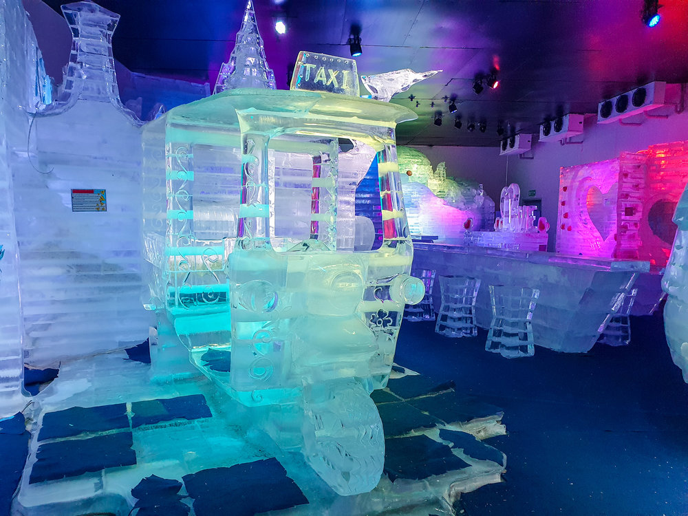 งานน้ำแข็งแกะสลักภายในเมืองน้ำแข็งพัทยา