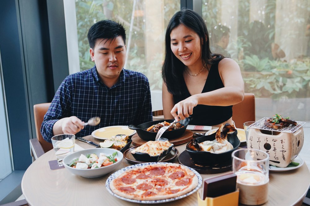 alley on 25 andaz hotel singapore dining