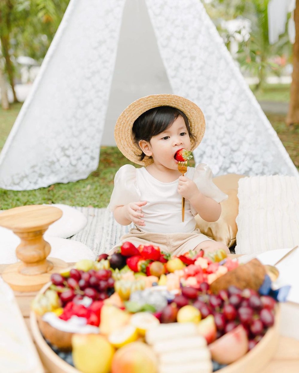 Celebrate From Home This CMCO Get A Pretty Fruit Or Cheese Platter