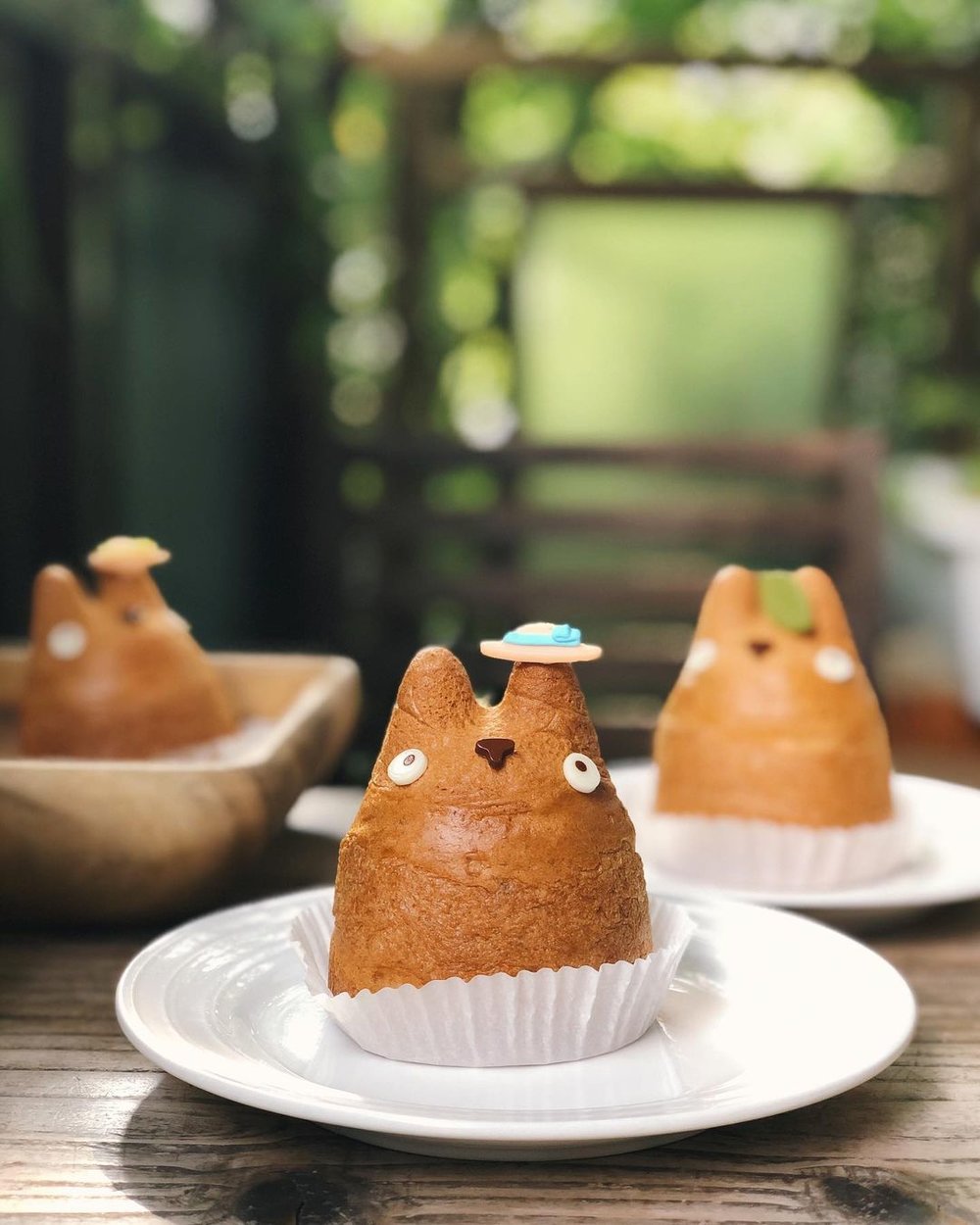 totoro cream puffs tokyo shirohige's cream puffs