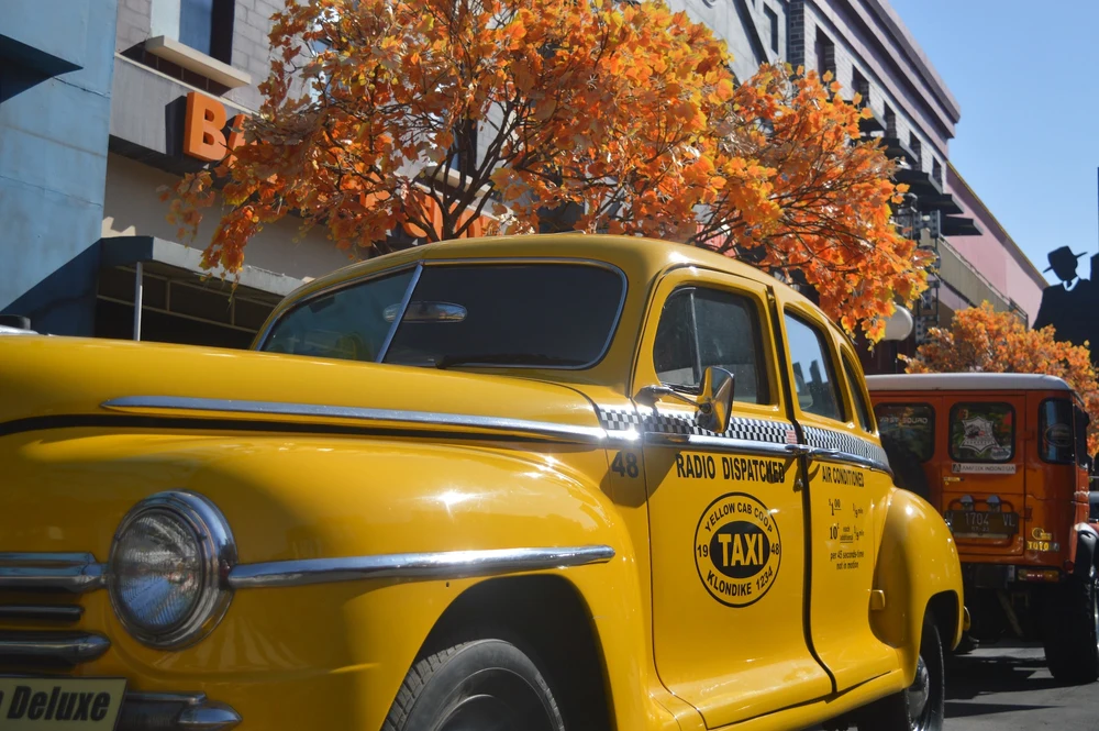 Museum Angkut Malang (1) - Yellow Taxi