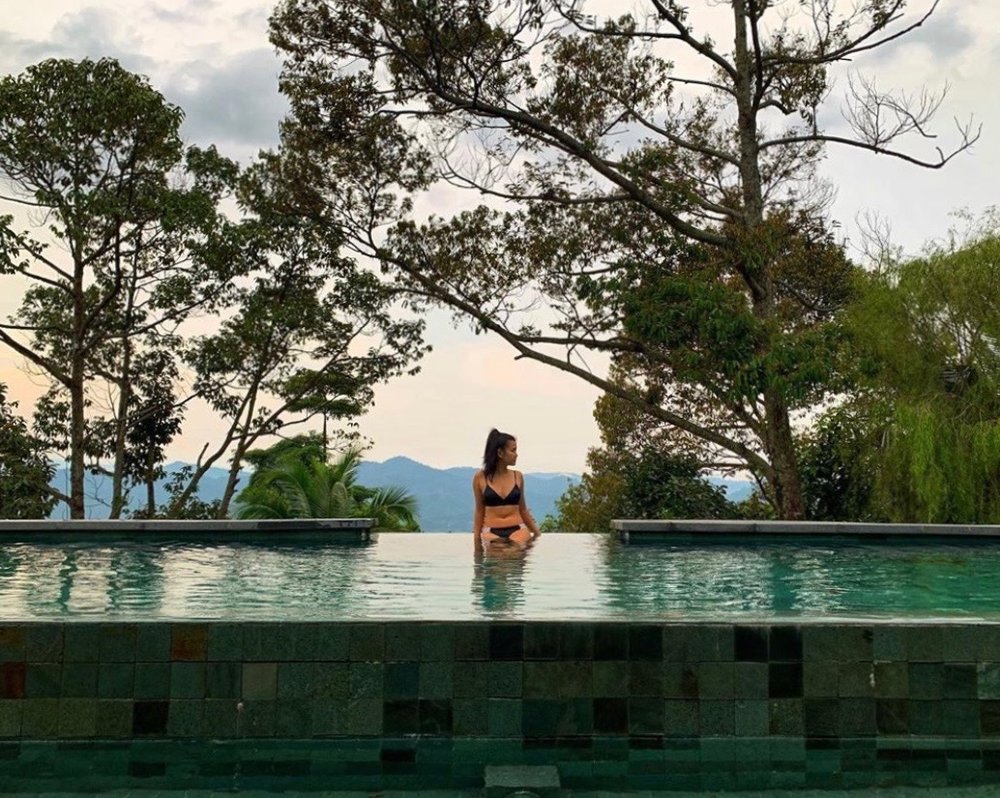 awanmulan staycation weekend getaway