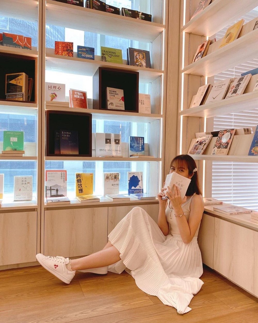 library bookstore monalisa cafe kl