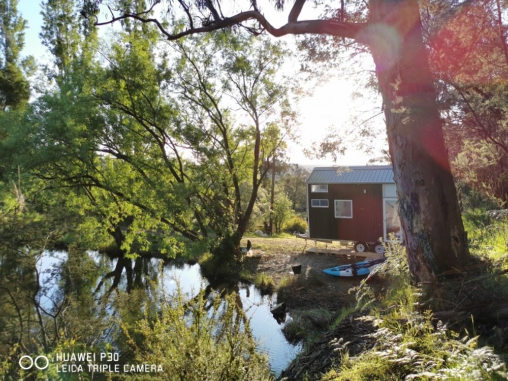 Quiet Lake House In Winery