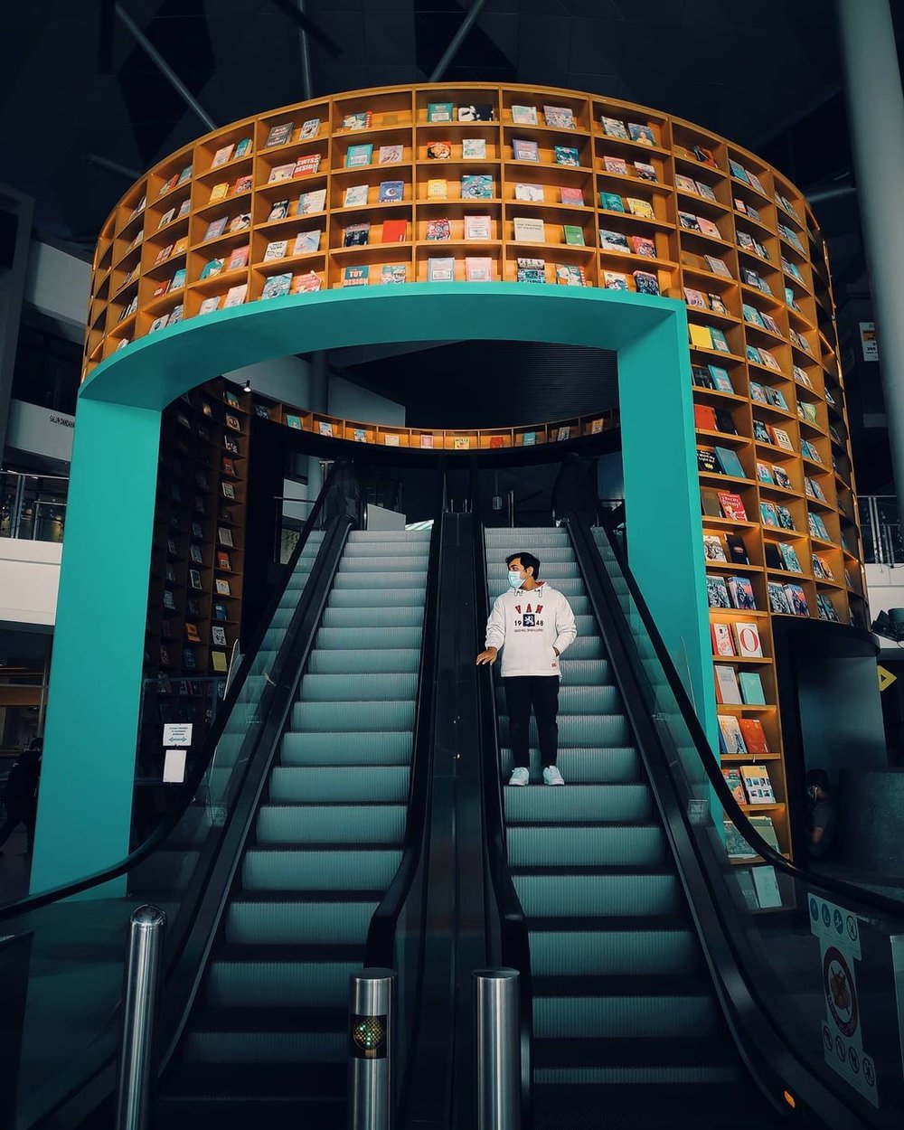 library bookstore bookxcess sunsuria