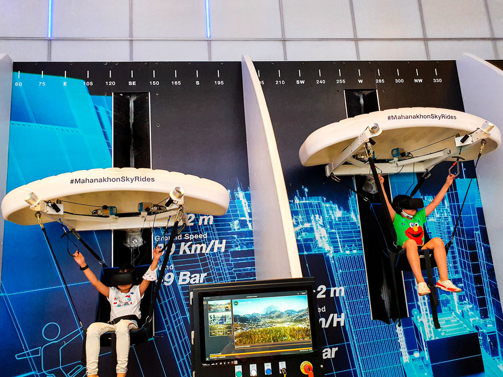 เครื่องเล่น ParadropVR™ ที่มหานคร สกายไรด์ (Mahanakhon Skyrides)